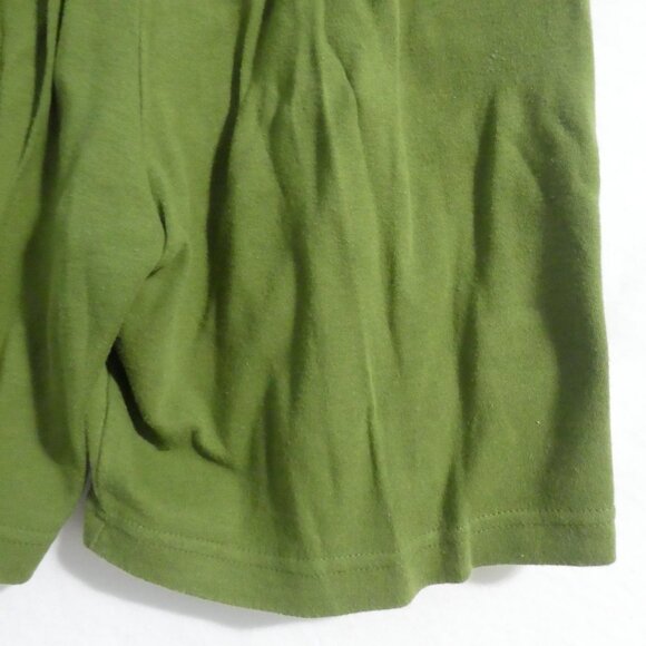 PUMA | large | Green Shorts With Pockets | Stretchy Waistband | Embroidered Logo - Picture 15 of 15
